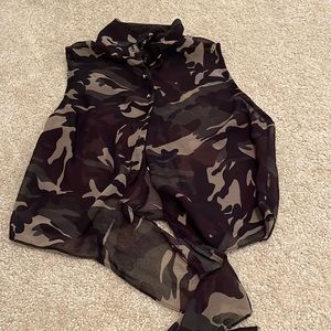 Camo crop top